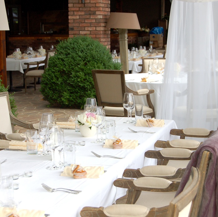 Svatebn� hostina Popovi�ky