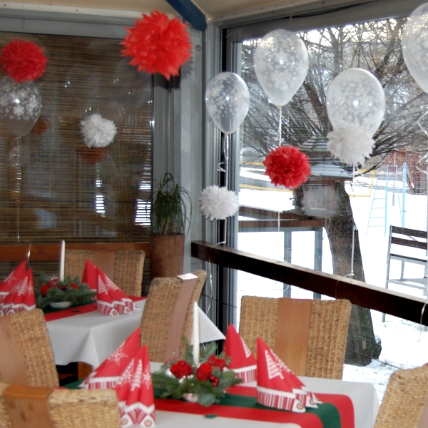 Balonky a pom poms