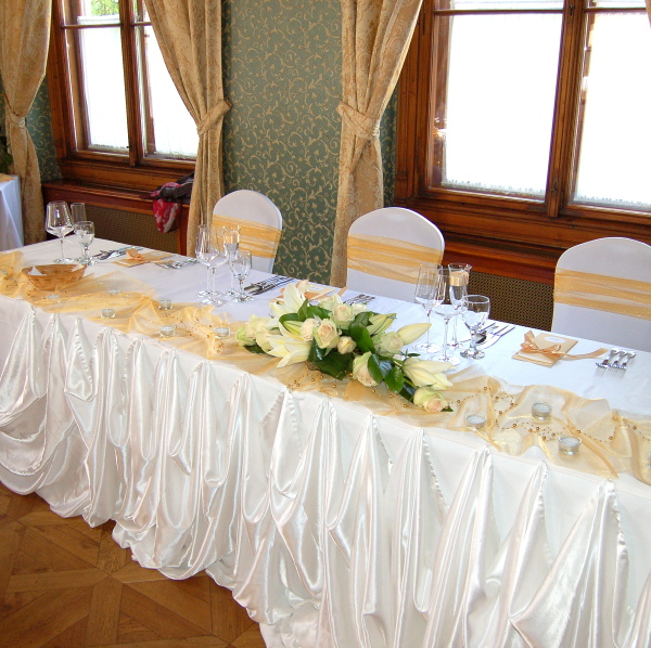 Svatebn� tabule hlavn�
