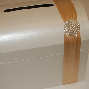 Svatebn�  truhla