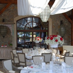 Svatebn� hostina