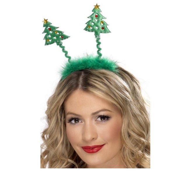 �ELENKA s v�no�n�mi strome�ky