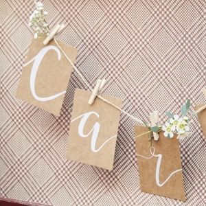 Girlanda s kol��ky a kraftov�mi karti�kami "Cards" 1 m