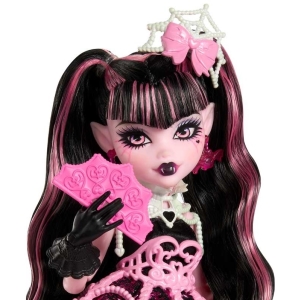 Monster High panenka d�siv� sladk� oslava DRACULAURA