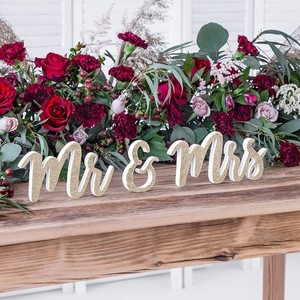 N�PIS d�ev�n� Mr&Mrs zlat�