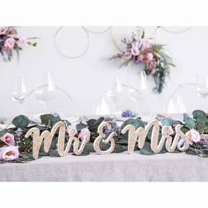 N�PIS d�ev�n� Mr&Mrs zlat�1