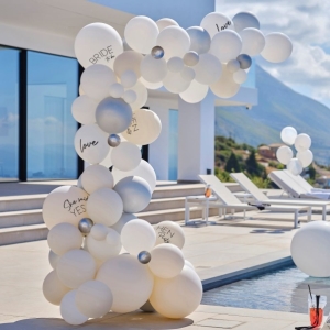 Sada bal�nk� na bal�nkov� oblouk b�l�/st��brn� Hen party 75 ks