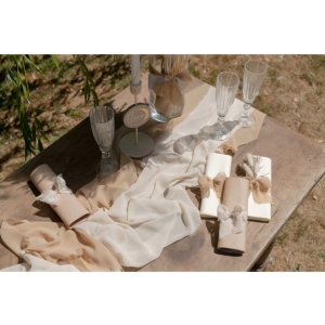�erpa stolov� Ivory 35 cm x 3 m