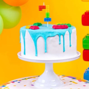 Sv��ka dortov� ��slo 7 Lego kosti�ky 11 cm
