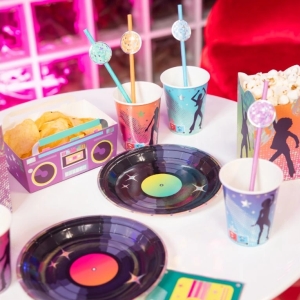 Pap�rov� tal��e Disco 18 cm 6 ks