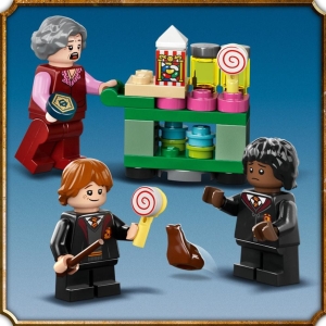 LEGO� Harry Potter� 76423 Bradavick� expres a n�dra�� v Prasink�ch