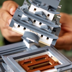 LEGO� Architecture 21060 Hrad Himed�i