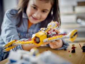 LEGO� Star Wars� 75364 St�ha�ka E-wing� Nov� republiky vs. st�ha�ka Shin Hati