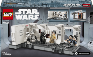 LEGO� Star Wars� 75387 N�stup na palubu Tantive IV�