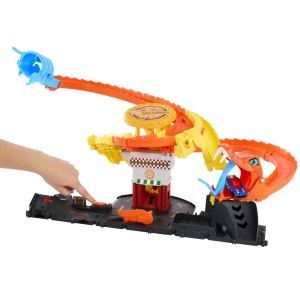 Hot Wheels city hladov� kobra �to�� na pizzerku
